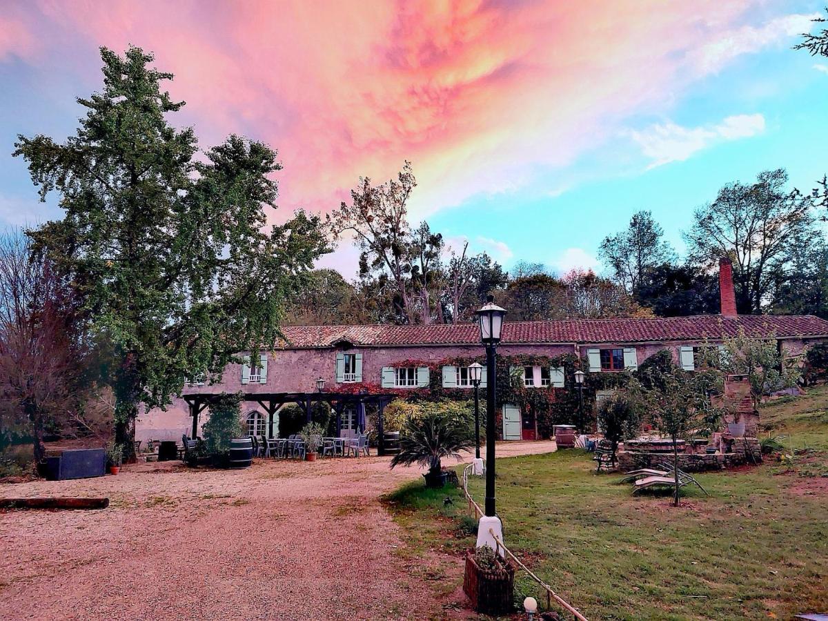 Moulin De Monpoisson Bed & Breakfast Le Puy Exterior photo